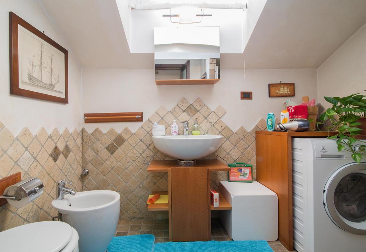 La Mansarda Delle Meraviglie B&B Superior Triest Zewnętrze zdjęcie